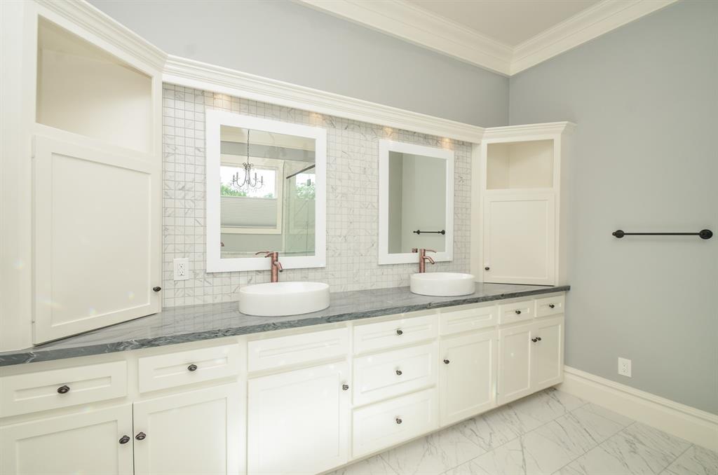 626 E 22nd Street  Houston 77008 Harris - Image 25