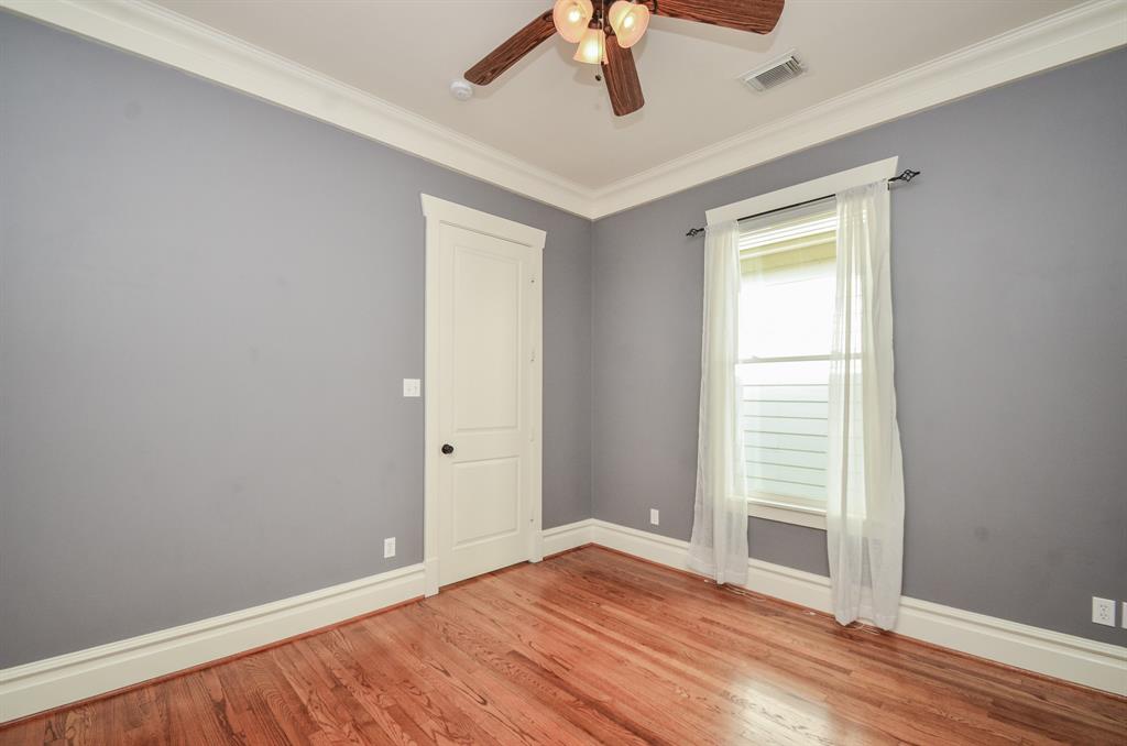 626 E 22nd Street  Houston 77008 Harris - Image 33