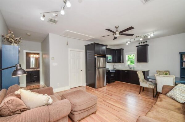 626 E 22nd Street  Houston 77008 Harris - Image 38