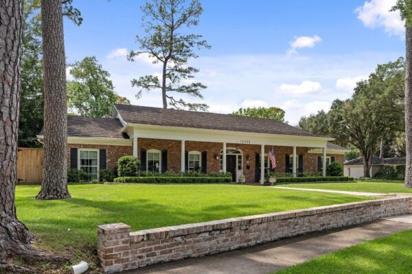 12335 Mossycup Drive  Houston 77024 Harris - Image 2