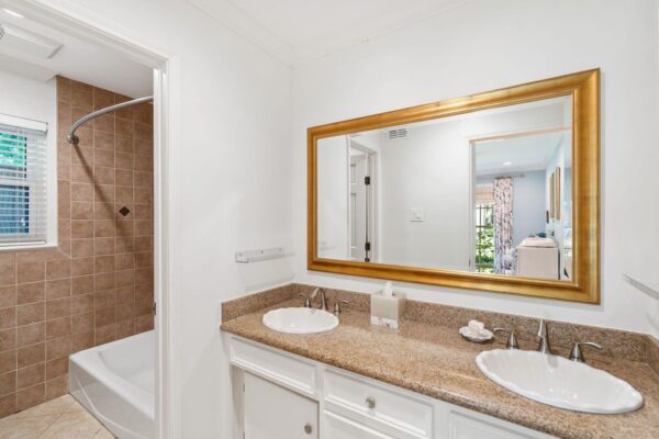 12335 Mossycup Drive  Houston 77024 Harris - Image 28