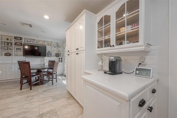5327 Paseo Caceres Drive  Houston 77007 Harris - Image 10