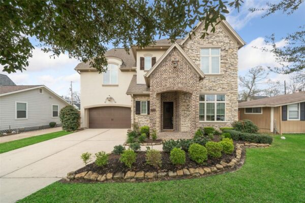 1746 Du Barry Lane  Houston 77018 Harris