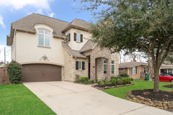 1746 Du Barry Lane  Houston 77018 Harris - Image 2
