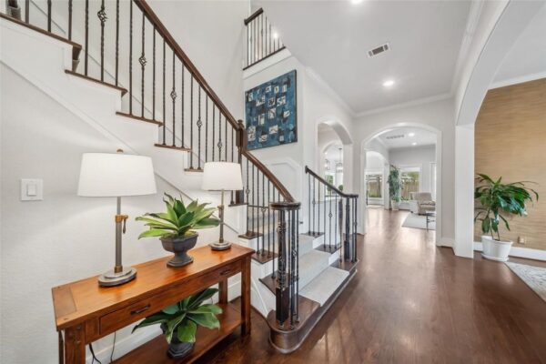 1746 Du Barry Lane  Houston 77018 Harris - Image 3