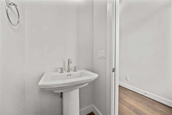 1705 Bologna Lane  Houston 77055 Harris - Image 12