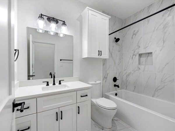 5240 Cornish  B Houston 77007 Harris - Image 4