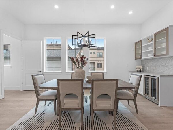 5240 Cornish  B Houston 77007 Harris - Image 9