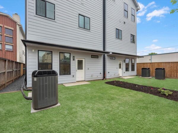 5240 Cornish  B Houston 77007 Harris - Image 12