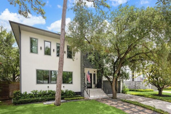 1010 Waltway Drive  Houston 77008 Harris - Image 3