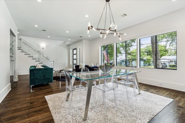 1010 Waltway Drive  Houston 77008 Harris - Image 9
