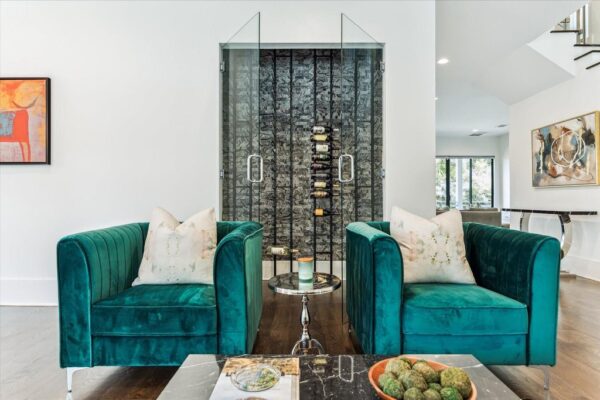 1010 Waltway Drive  Houston 77008 Harris - Image 11