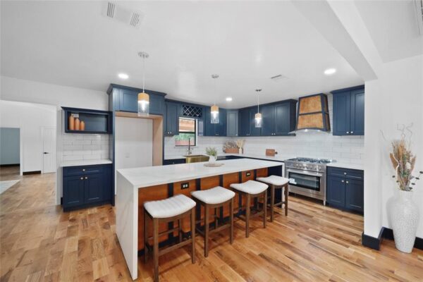 701 W 39th Street  Houston 77018 Harris - Image 14
