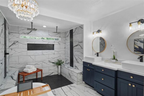 701 W 39th Street  Houston 77018 Harris - Image 2