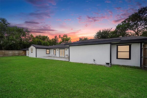 701 W 39th Street  Houston 77018 Harris - Image 39
