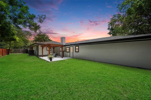 701 W 39th Street  Houston 77018 Harris - Image 40
