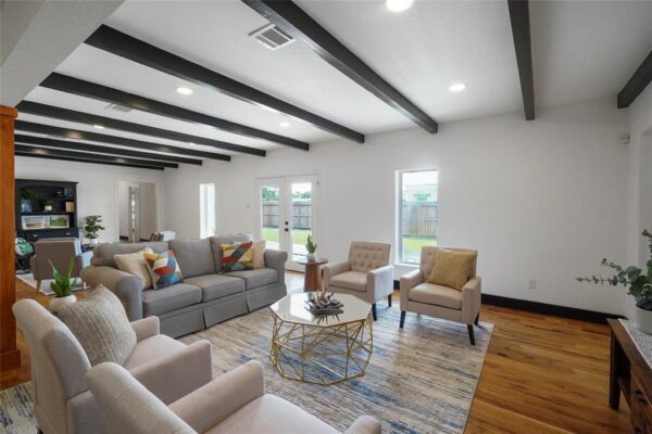 701 W 39th Street  Houston 77018 Harris - Image 9