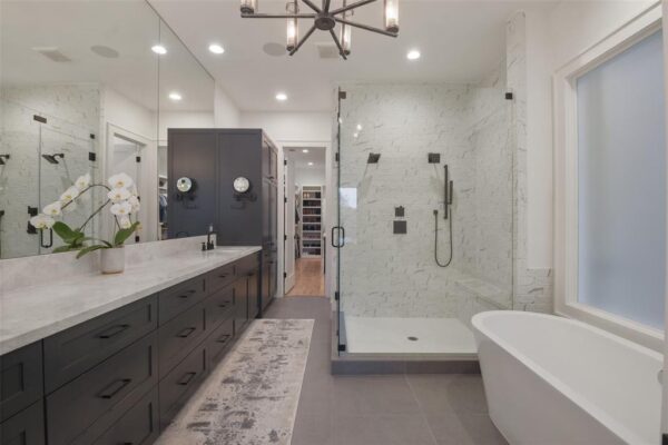 710 E 13th Street  Houston 77008 Harris - Image 14