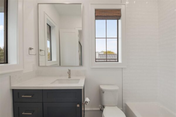 710 E 13th Street  Houston 77008 Harris - Image 21