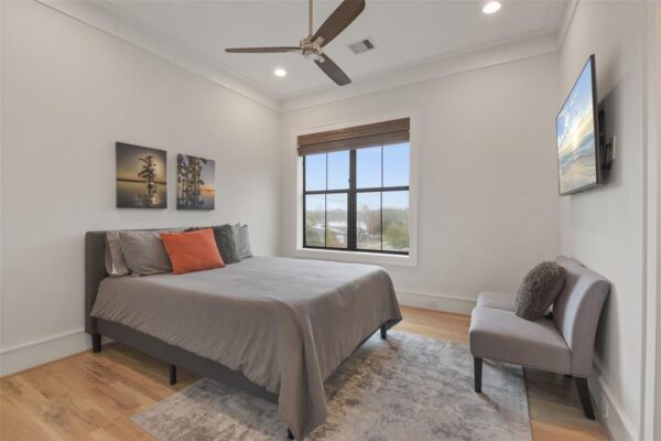 710 E 13th Street  Houston 77008 Harris - Image 26