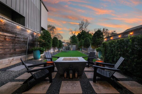 710 E 13th Street  Houston 77008 Harris - Image 34