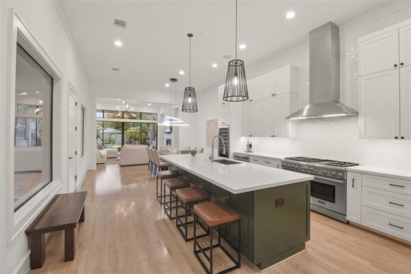 710 E 13th Street  Houston 77008 Harris - Image 4