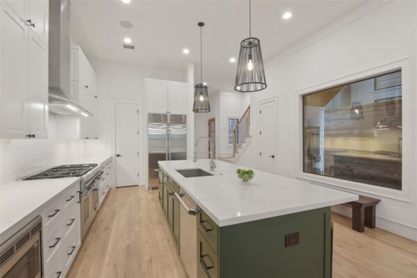 710 E 13th Street  Houston 77008 Harris - Image 6