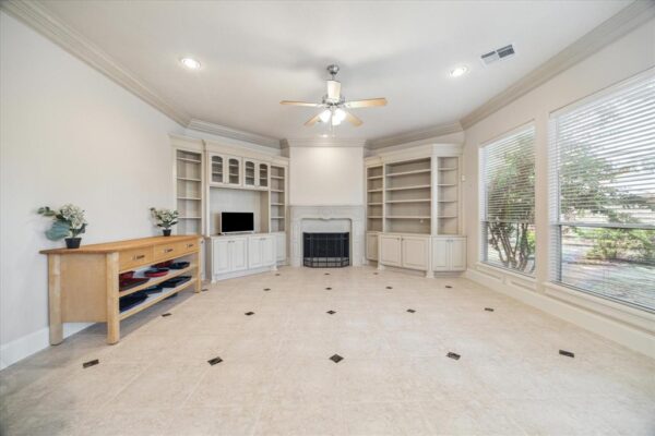 718 Marywood Chase  Houston 77079 Harris - Image 16