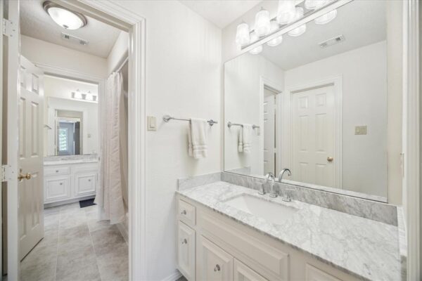 718 Marywood Chase  Houston 77079 Harris - Image 24