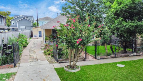 729 E 9th Street  Houston 77007 Harris - Image 3