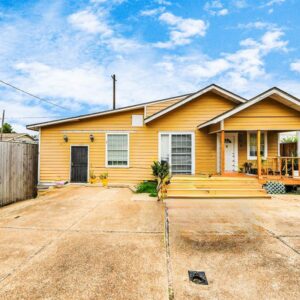 729 E 9th Street  Houston 77007 Harris