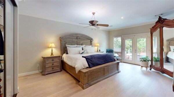 734 Plainwood Drive  Houston 77079 Harris - Image 16