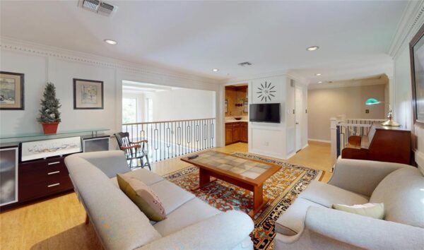 734 Plainwood Drive  Houston 77079 Harris - Image 22