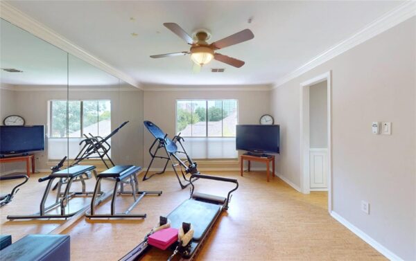 734 Plainwood Drive  Houston 77079 Harris - Image 24