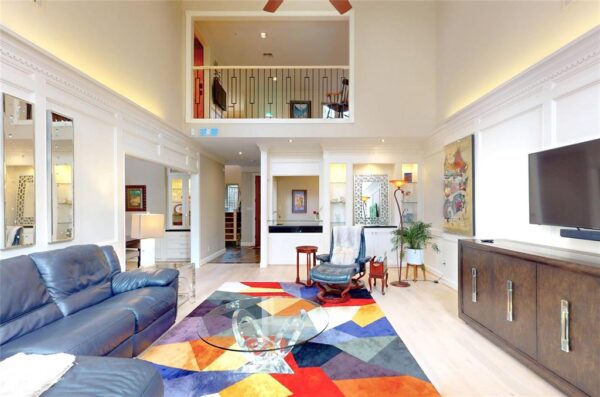 734 Plainwood Drive  Houston 77079 Harris - Image 5