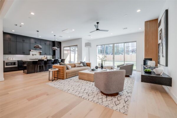 7514 SHADYVILLA Lane  Houston 77055 Harris - Image 17