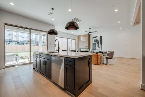 7514 SHADYVILLA Lane  Houston 77055 Harris - Image 30