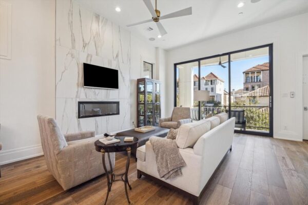 7526 Viano Lane  Houston 77055 Harris - Image 2