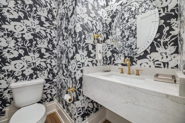 7526 Viano Lane  Houston 77055 Harris - Image 22