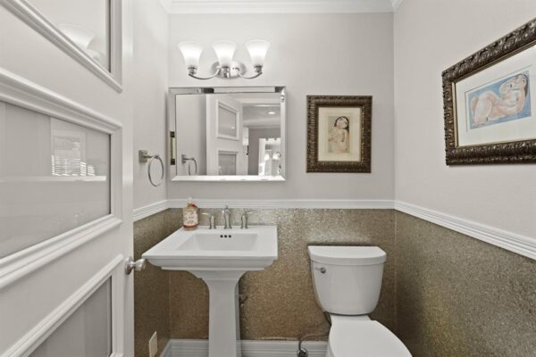 758 W 42nd Street  Houston 77018 Harris - Image 9