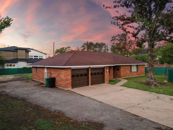 7819-Edgeway-Drive--Houston-77055-Harris_img-1