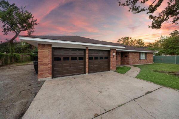 7819 Edgeway Drive  Houston 77055 Harris - Image 12