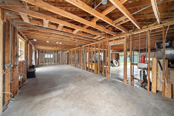 7819 Edgeway Drive  Houston 77055 Harris - Image 4
