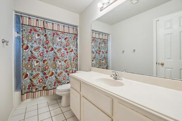 7938 S Wellington Court  Houston 77055 Harris - Image 25