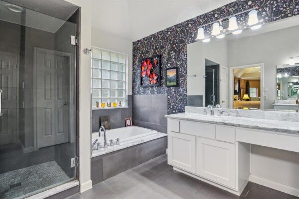 7938 S Wellington Court  Houston 77055 Harris - Image 9