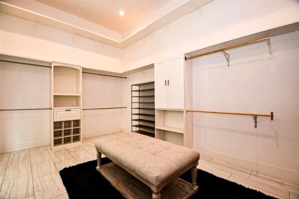 8006 Longridge Drive  Houston 77055 Harris - Image 17