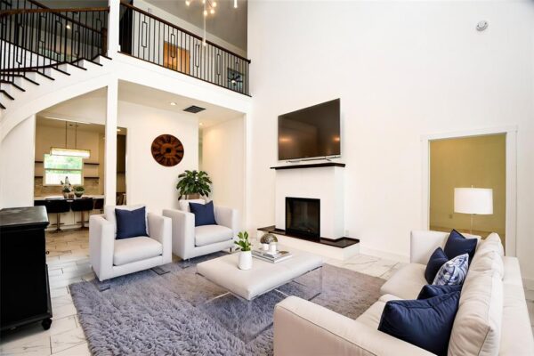 8006 Longridge Drive  Houston 77055 Harris - Image 3
