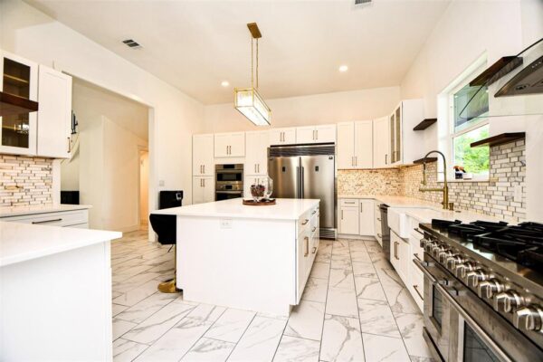 8006 Longridge Drive  Houston 77055 Harris - Image 7