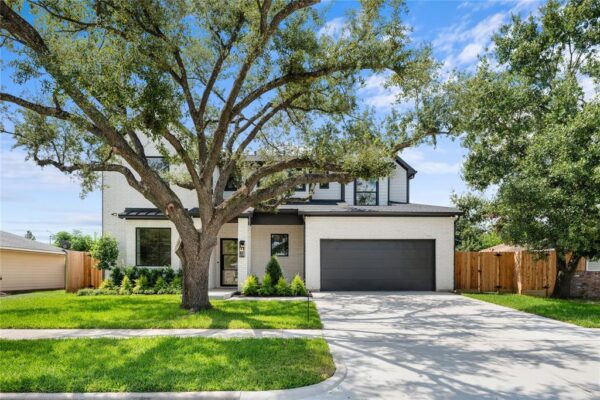 8021-Turquoise-Lane--Houston-77055-Harris_img-1