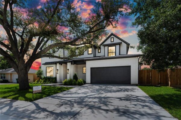 8021 Turquoise Lane  Houston 77055 Harris - Image 2